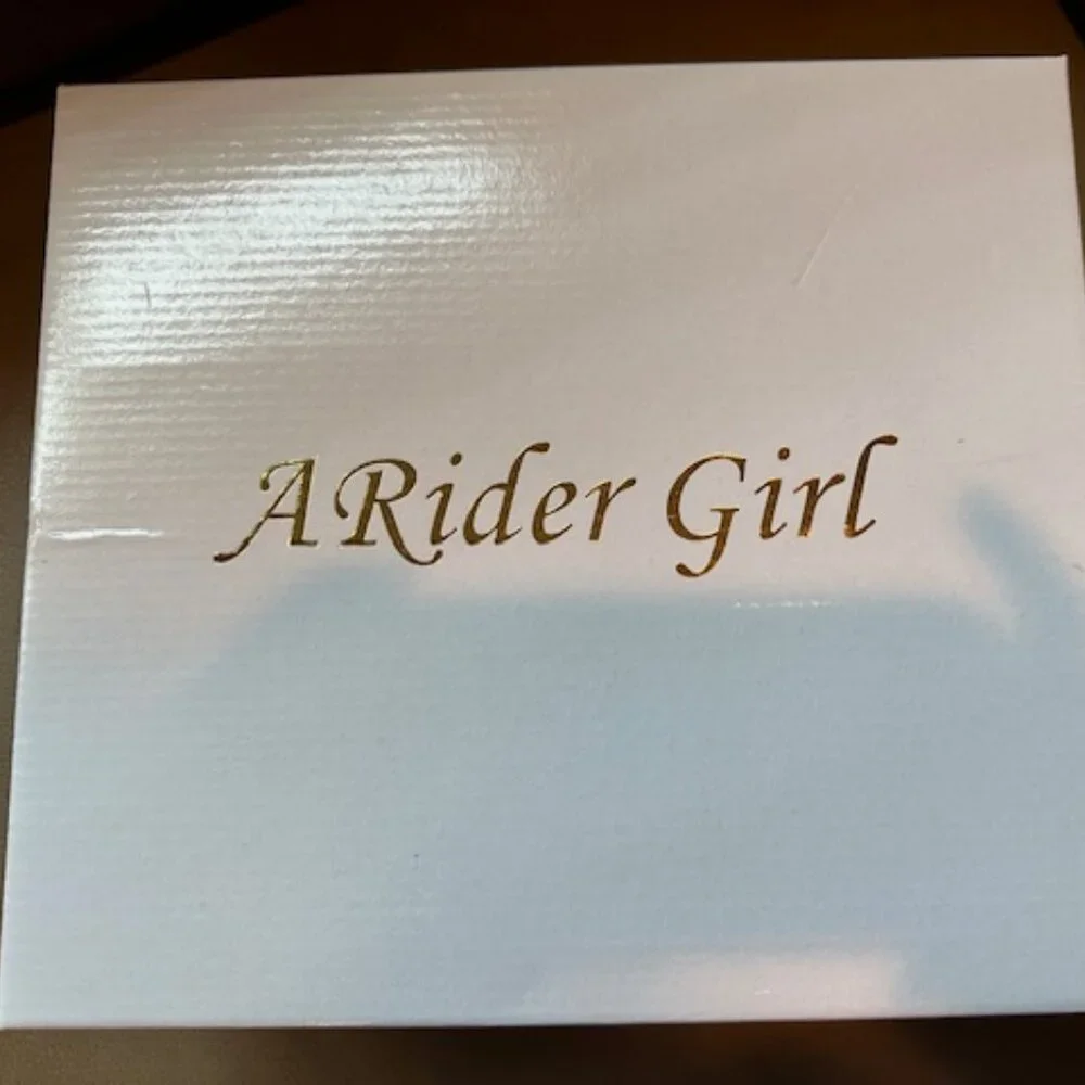 A RIDER GIRL DUSTY PINK SUEDE ANKLE BOOTS WITH EMBROIDERED FRONT DESIGN.  SZ 7 - Picture 8 of 8